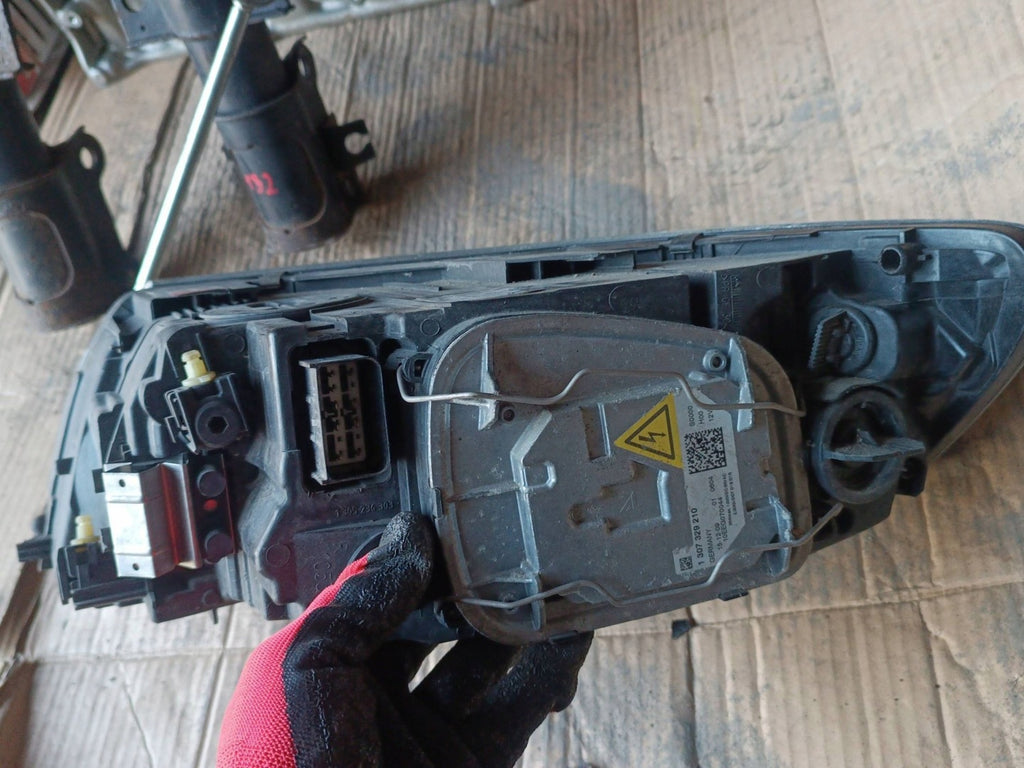 Frontscheinwerfer Volvo S40 II 31265699 Rechts Scheinwerfer Headlight SCH4329149014kw