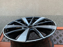 Laden Sie das Bild in den Galerie-Viewer, 1x Alufelge 19 Zoll 9.0&quot; 5x108 53ET Glanz Schwarz 32134523 Polestar 1 Rim Wheel