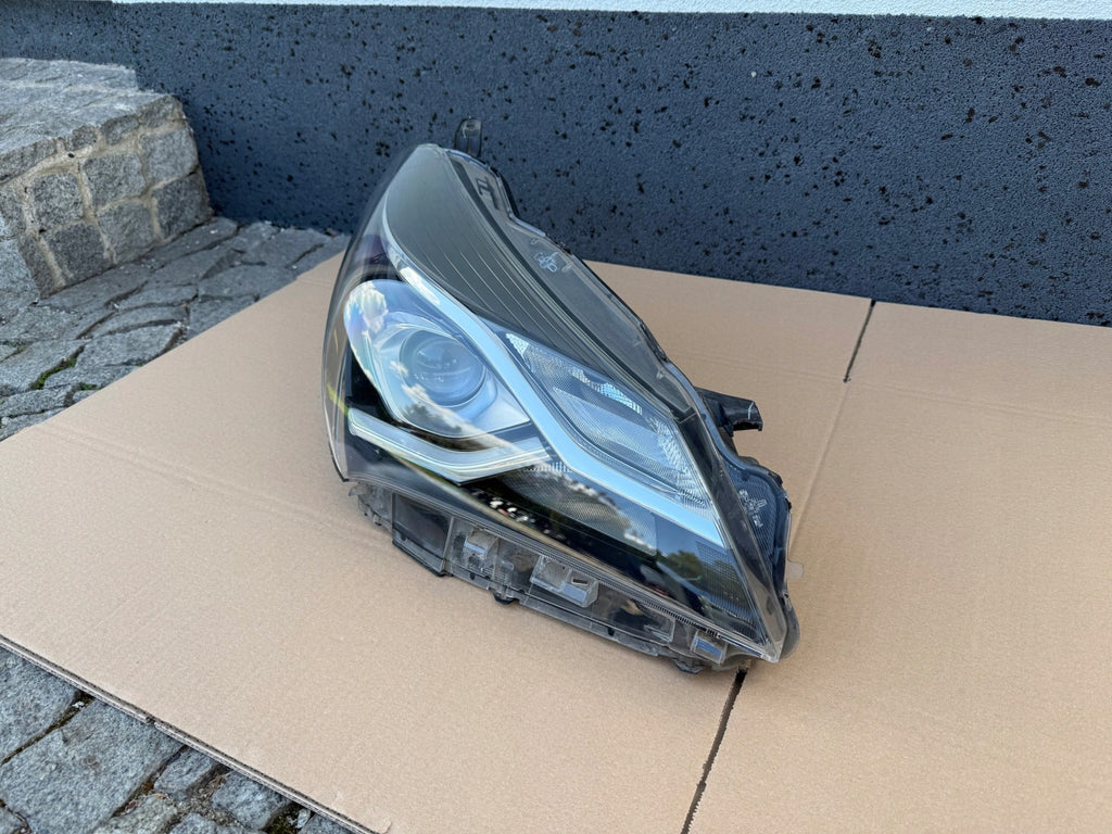 Frontscheinwerfer Toyota Yaris Rechts Scheinwerfer Headlight SCH7855544338ti