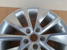 Load image into Gallery viewer, 1x Alufelge 18 Zoll 7.5&quot; 5x112 43ET 5E0601025BK Skoda Rim Wheel