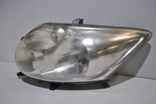 Laden Sie das Bild in den Galerie-Viewer, Frontscheinwerfer Toyota Auris 8115002460 Links Scheinwerfer Headlight SCH8442857222ke