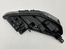 Laden Sie das Bild in den Galerie-Viewer, Frontscheinwerfer Hyundai Santa IV Fe Links Scheinwerfer Headlight SCH1878212635lo