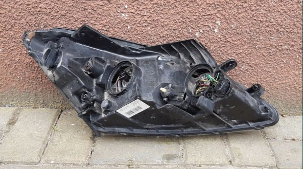 Frontscheinwerfer Kia Ceed 92101-1H000 Links Scheinwerfer Headlight