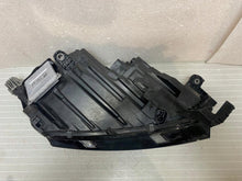 Laden Sie das Bild in den Galerie-Viewer, Frontscheinwerfer Skoda Octavia I 5E4941015A LED Ein Stück (Rechts oder Links) SCH2879767429tr