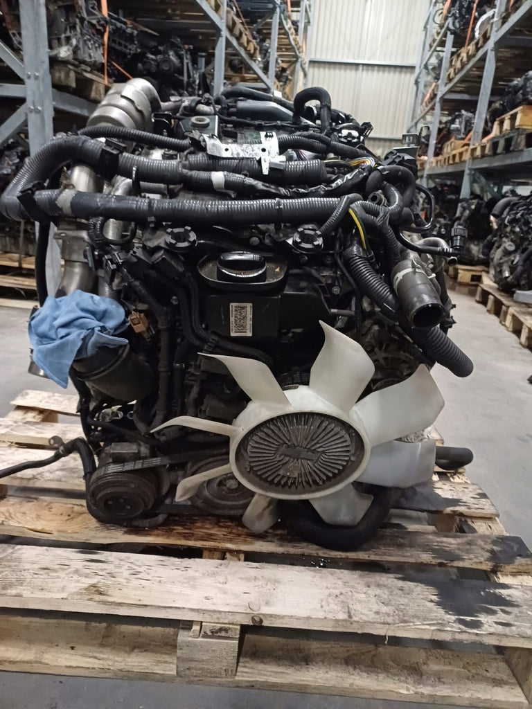 Motor Mercedes-Benz 699301 2.3 CDI 23TKm 2019 Diesel Engine Komplett