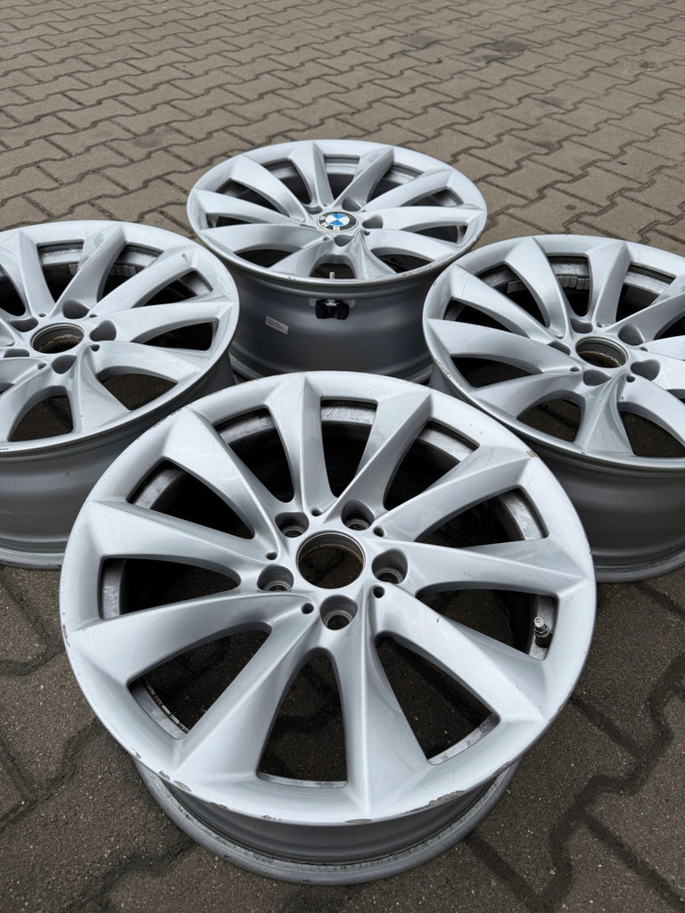 4x Alufelge 18 Zoll 8.0" 5x120 34ET Glanz Silber 6796248 BMW F30 F31 Rim Wheel FEL5283075028ze