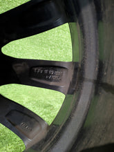 Load image into Gallery viewer, 1x Alufelge 18 Zoll 8.0" 5x112 30ET Glanz Graphit 6874441 BMW G30 G20 Rim Wheel FEL9225160117ra