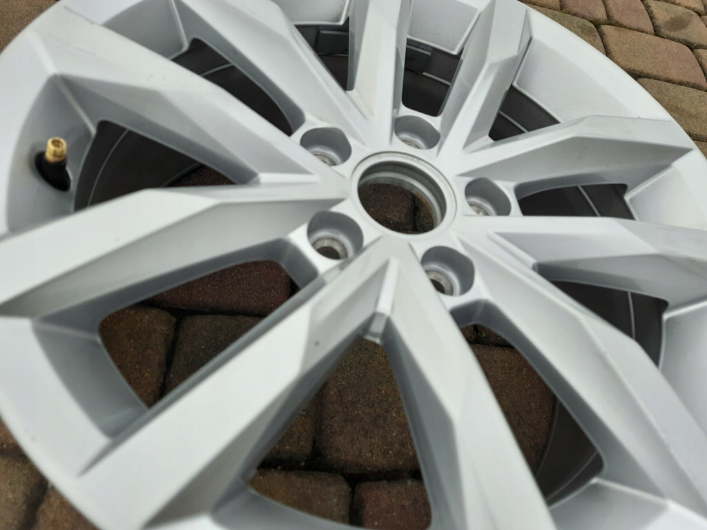 1x Alufelge 16 Zoll 6.5" 5x112 41ET Silber 3G0601025 VW Passat B8 Rim Wheel FEL1584819825bt