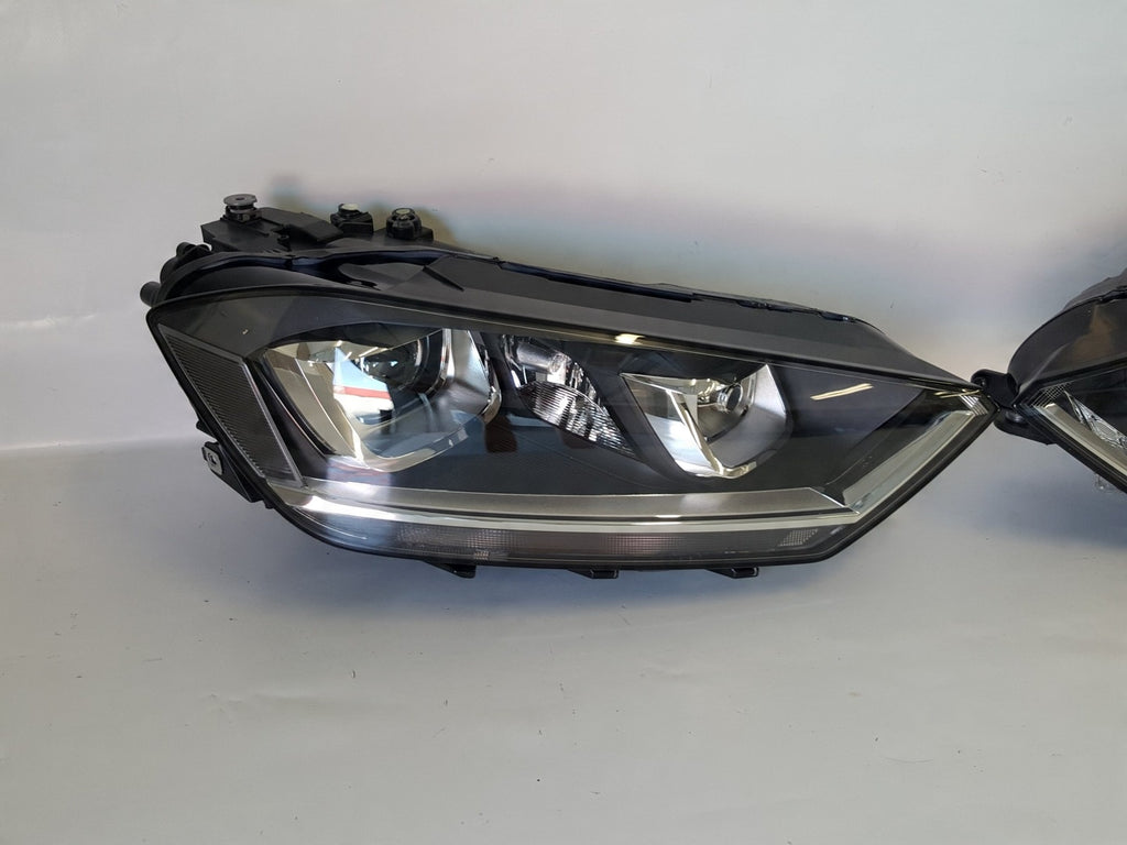 Frontscheinwerfer VW Sportsvan 90067693 Xenon Ein Stück (Rechts oder Links)