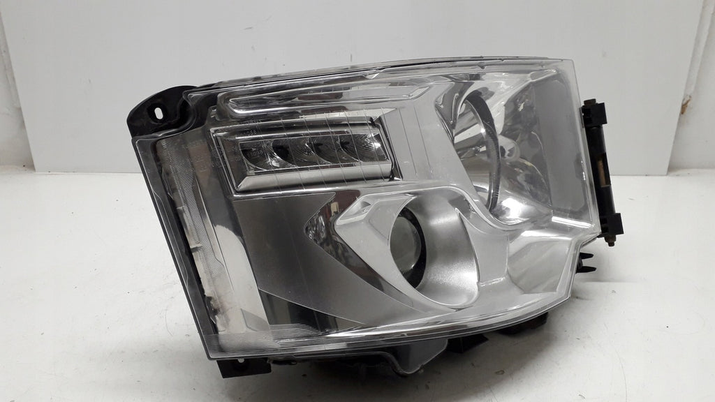 Frontscheinwerfer Renault 89207601 Rechts Scheinwerfer Headlight