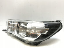 Laden Sie das Bild in den Galerie-Viewer, Frontscheinwerfer Toyota Hilux VIII Links Scheinwerfer Headlight SCH6728565980ms