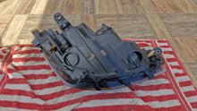 Load image into Gallery viewer, Frontscheinwerfer Seat Ibiza I V 6F1941005F Links Scheinwerfer Headlight SCH4644806243br