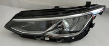 Laden Sie das Bild in den Galerie-Viewer, Frontscheinwerfer Ford Tourneo Connect Transit 90150890 Links Headlight SCH4772788125cz