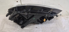Laden Sie das Bild in den Galerie-Viewer, Frontscheinwerfer VW Touran 5TB941036C Full LED Rechts Scheinwerfer Headlight SCH7612464074rb