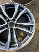 Laden Sie das Bild in den Galerie-Viewer, 1x Alufelge 19 Zoll 8.0" 5x112 47ET Glanz Schwarz 8008616 BMW Mg Rim Wheel FEL9254465395pf