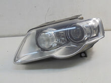 Load image into Gallery viewer, Frontscheinwerfer VW Passat 3C0941751G Xenon Links Scheinwerfer Headlight SCH1298513056vr