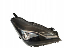 Laden Sie das Bild in den Galerie-Viewer, Frontscheinwerfer Toyota Yaris Rechts Scheinwerfer Headlight SCH2196716783no