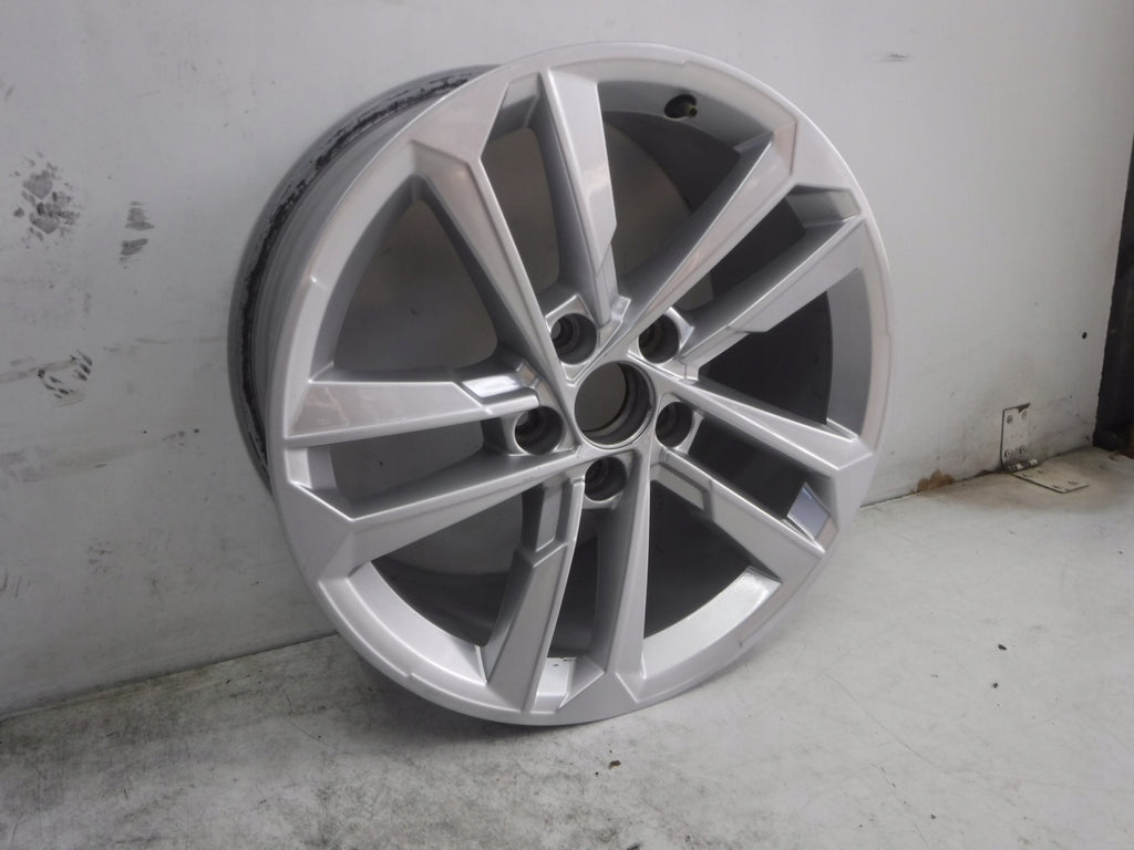 1x Alufelge 17 Zoll 8.0" 5x112 43ET 8Y0601025 Audi A3 Rim Wheel FEL7789020005bk