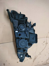 Laden Sie das Bild in den Galerie-Viewer, Frontscheinwerfer Renault Megane 260102555R Rechts Scheinwerfer Headlight