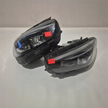 Laden Sie das Bild in den Galerie-Viewer, Frontscheinwerfer Mercedes-Benz A2479062503 A2479062603 LED Ein Satz Headlight SCH5280549521oz