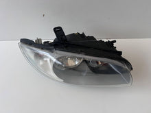 Laden Sie das Bild in den Galerie-Viewer, Frontscheinwerfer BMW 1 E81 E82 E87 7193388-04 Rechts Scheinwerfer Headlight