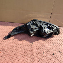 Laden Sie das Bild in den Galerie-Viewer, Frontscheinwerfer Kia Ceed 92102J7500 Full LED Rechts Scheinwerfer Headlight