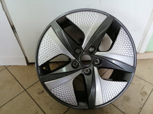Load image into Gallery viewer, 1x Alufelge 17 Zoll 7.0&quot; 5x114.3 53ET Graphit 52910-G2600 Hyundai Rim Wheel