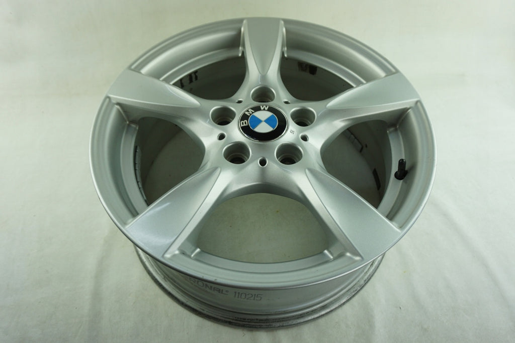 1x Alufelge 17 Zoll 6.5" 5x120 47ET Glanz Silber 6795561 BMW 1 E81 E87 Rim Wheel FEL5706566942gr