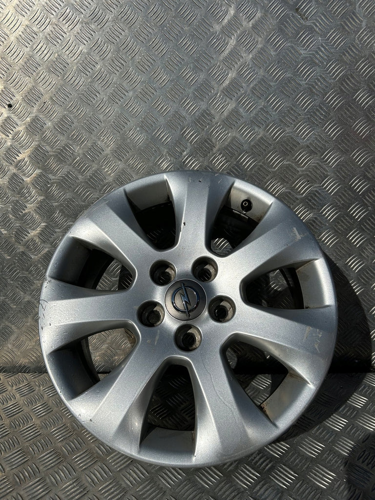 1x Alufelge 17 Zoll 7.0" 5x120 41ET Glanz Silber 13351762 Opel Rim Wheel