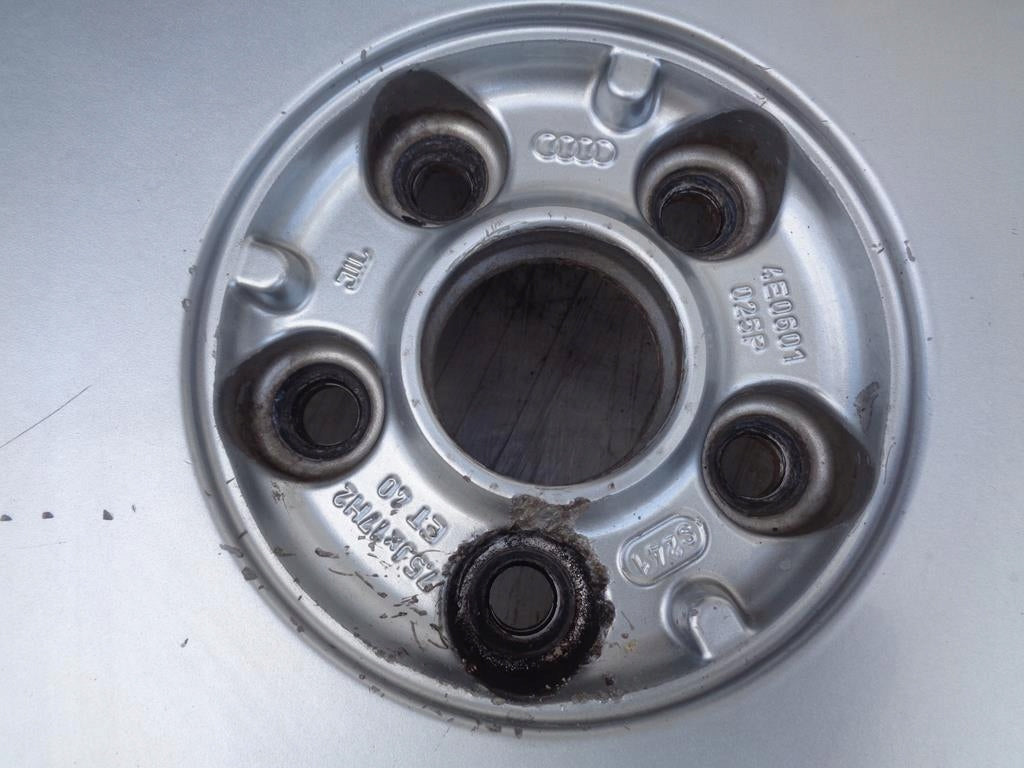 1x Alufelge 17 Zoll 7.5" 5x112 40ET Glanz Silber 4E0601025P Audi A8 Rim Wheel FEL2084453245lh