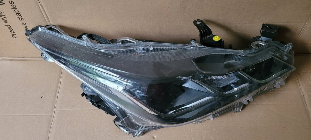Frontscheinwerfer Toyota Corolla 81110-02T31 Rechts Scheinwerfer Headlight SCH2432422085vk