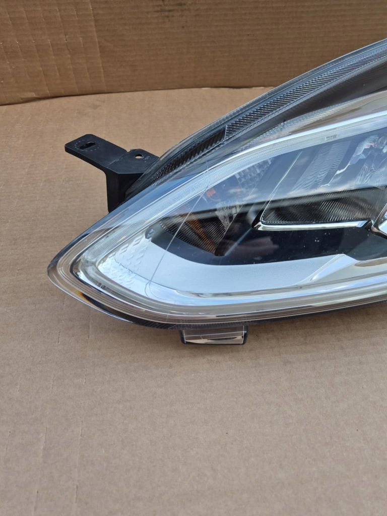 Frontscheinwerfer Ford Fiesta VII H1BB-13W030-CD LED Links Headlight SCH2810459967st