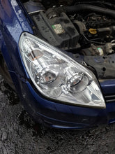 Laden Sie das Bild in den Galerie-Viewer, Frontscheinwerfer Opel Astra H Rechts Scheinwerfer Headlight SCH8387980901ev
