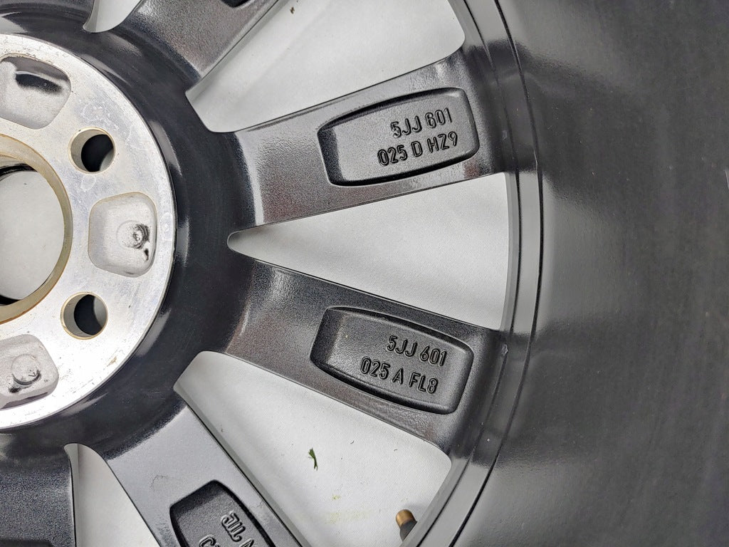 1x Alufelge 17 Zoll 7.0" 5x100 46ET Glanz Graphit 5JJ601025A Skoda Fabia Iii FEL8527327551pd