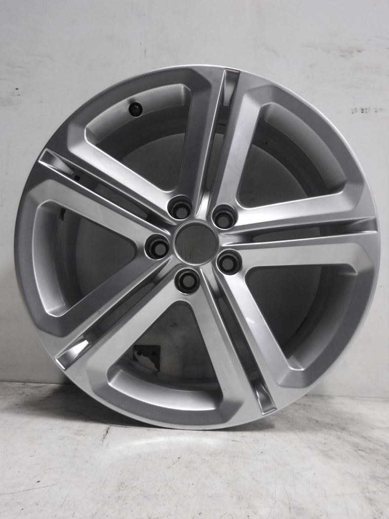 1x Alufelge 17 Zoll 7.0" 5x100 46ET 6RO601025AA VW Polo Rim Wheel