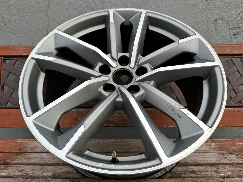 1x Alufelge 19 Zoll 8.5" 5x112 32ET 8W0601025DC Audi A5 Rim Wheel