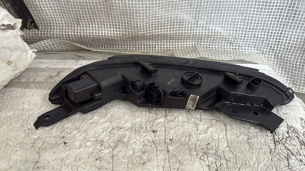 Frontscheinwerfer Hyundai Kona 92208-J9600 Rechts Scheinwerfer Headlight SCH3376692957er
