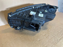 Load image into Gallery viewer, Frontscheinwerfer Mercedes-Benz W206 A2069068204 LED Rechts Headlight SCH7591522399le