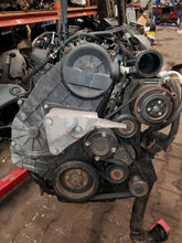 Load image into Gallery viewer, Motor Opel Astra J Meriva B A17DTS 1.7 CDTI 110PS 96kW 190TKm 2014 Komplett MOT9684003246pe