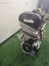Laden Sie das Bild in den Galerie-Viewer, Motor VW Polo CJZ 1.2 TSI 2015 Benzin Engine Unkomplett