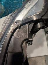 Laden Sie das Bild in den Galerie-Viewer, Frontscheinwerfer Citroën C1 II 90060985 Links Scheinwerfer Headlight SCH8818788516zs