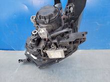 Laden Sie das Bild in den Galerie-Viewer, Frontscheinwerfer Mitsubishi Outlander III 8301C2-04 Xenon Rechts Headlight SCH4806059715mv