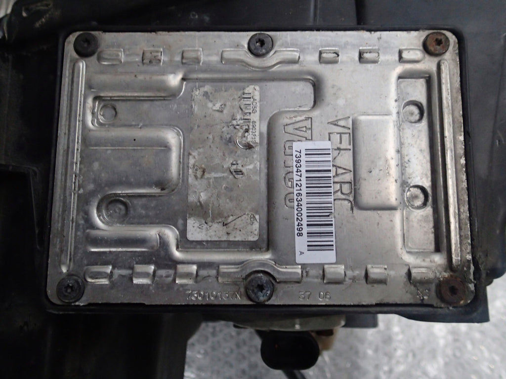 Frontscheinwerfer Chrysler 300c Xenon Rechts Scheinwerfer Headlight SCH8132926111bc