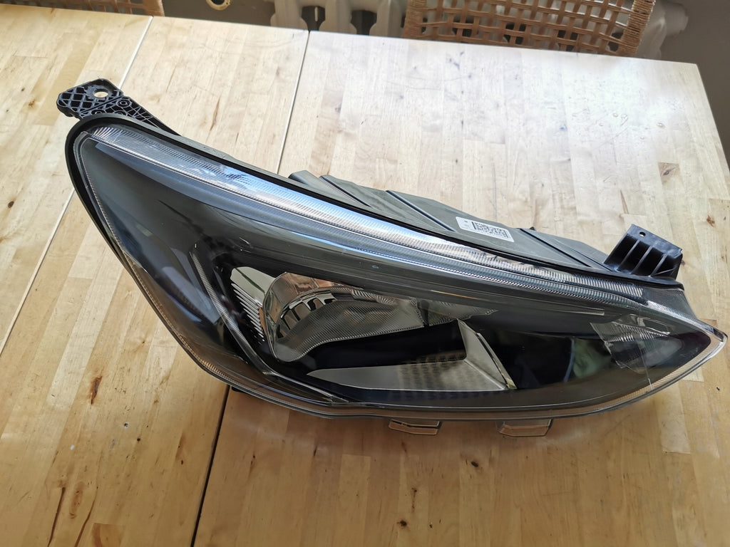 Frontscheinwerfer Ford Focus 18-MX7B-13E014-CC Rechts Scheinwerfer Headlight