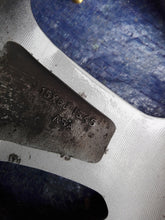 Laden Sie das Bild in den Galerie-Viewer, 1x Alufelge 15 Zoll 6.0" 4x100 45ET Glanz Graphit 95392967 Mg Adam Karl FEL1860671524ll