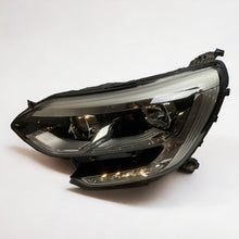 Laden Sie das Bild in den Galerie-Viewer, Frontscheinwerfer Renault Megane IV 260603157R LED Links Scheinwerfer Headlight