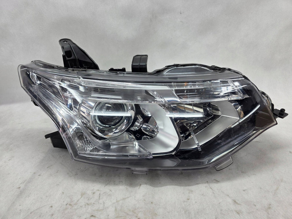 Frontscheinwerfer Mitsubishi Outlander III 8301C204 Rechts Headlight SCH8009900135vb