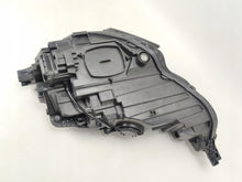 Laden Sie das Bild in den Galerie-Viewer, Frontscheinwerfer Audi A3 8Y0941012 20260312HCR1321 Rechts Headlight SCH5439619534vw