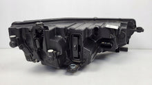 Laden Sie das Bild in den Galerie-Viewer, Frontscheinwerfer Skoda Octavia I 5E4941015 LED Links Scheinwerfer Headlight SCH5777825036yw
