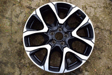 Laden Sie das Bild in den Galerie-Viewer, 1x Alufelge 19 Zoll 6.5&quot; 5x110 35ET Matt Schwarz Fiat 500x Rim Wheel